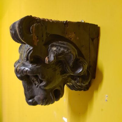 French Wooden Carving of a Lion's Head, 17th-18th Century-VHW-1820631