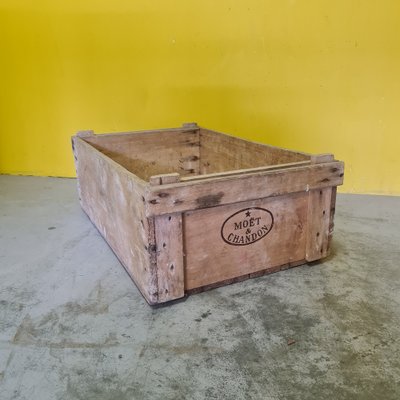 French Wooden Chest from Moët & Chandon, 1950s-VHW-1790011