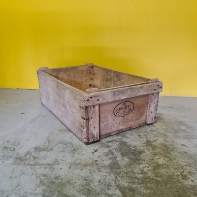 French Wooden Chest from Moët & Chandon, 1950s-VHW-1790011