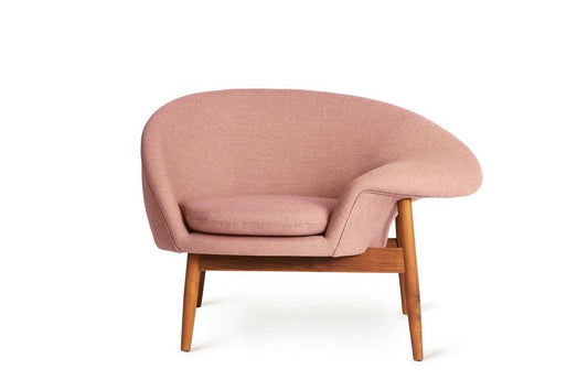 Fried Egg Right Lounge Chair in Pale Rose by Warm Nordic