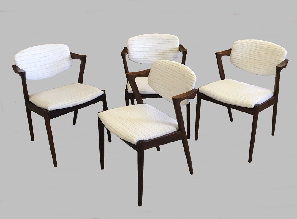 Fully Renovated Dining Chairs in Rosewood by Kai Kristiansen for Schou Andersen, 1960s, Set of 4