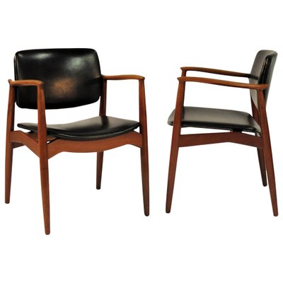 Fully Restored Captains Chairs by Erik Buch, 1960s, Set of 2-VVO-1974166