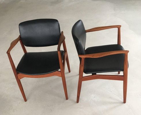 Fully Restored Captains Chairs by Erik Buch, 1960s, Set of 2-VVO-1974166