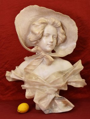 Galileo Pochini, Bust of Young Girl with Hat, 19th Century, Marble and Alabaster-YVI-1788415