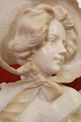 Galileo Pochini, Bust of Young Girl with Hat, 19th Century, Marble and Alabaster-YVI-1788415