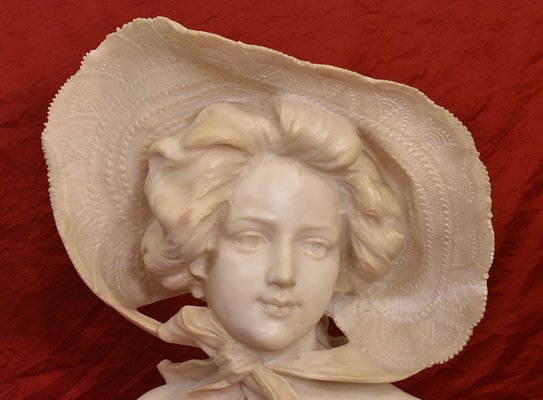 Galileo Pochini, Bust of Young Girl with Hat, 19th Century, Marble and Alabaster-YVI-1788415