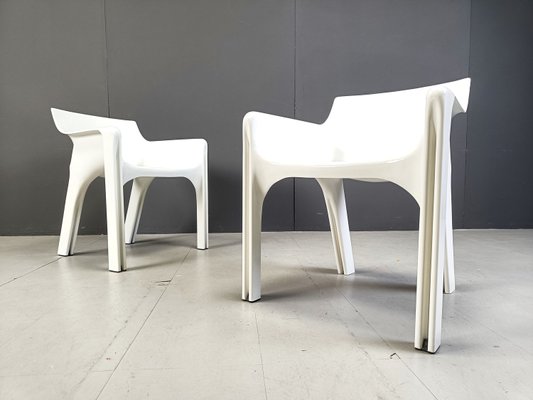 Gaudi Dining Chairs by Vico Magistretti for Artemide, 1970s, Set of 12-IRH-2027669