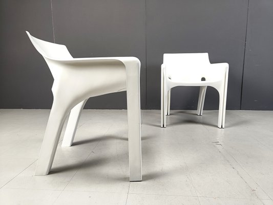 Gaudi Dining Chairs by Vico Magistretti for Artemide, 1970s, Set of 12-IRH-2027669