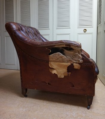 Gentlemans Armchair in Distressed Leather, 1840s-EA-1444812