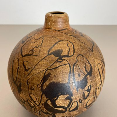 German Abstract Ceramic Studio Pottery Vase by Gerhard Liebenthron, 1977-QZ-1372729