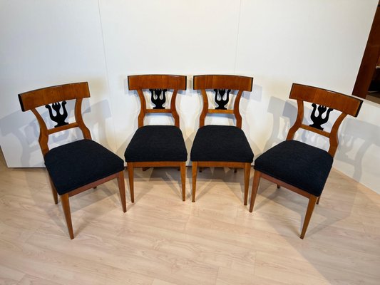 German Biedermeier Chairs in Cherry Veneer, 1830, Set of 4-NNB-1779725