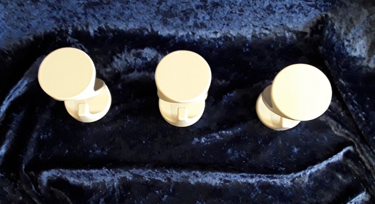 German Cloakroom Hooks in White Painted Metal from Schönbuch, 1970s, Set of 3-HOI-1704577