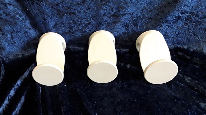 German Cloakroom Hooks in White Painted Metal from Schönbuch, 1970s, Set of 3-HOI-1704577