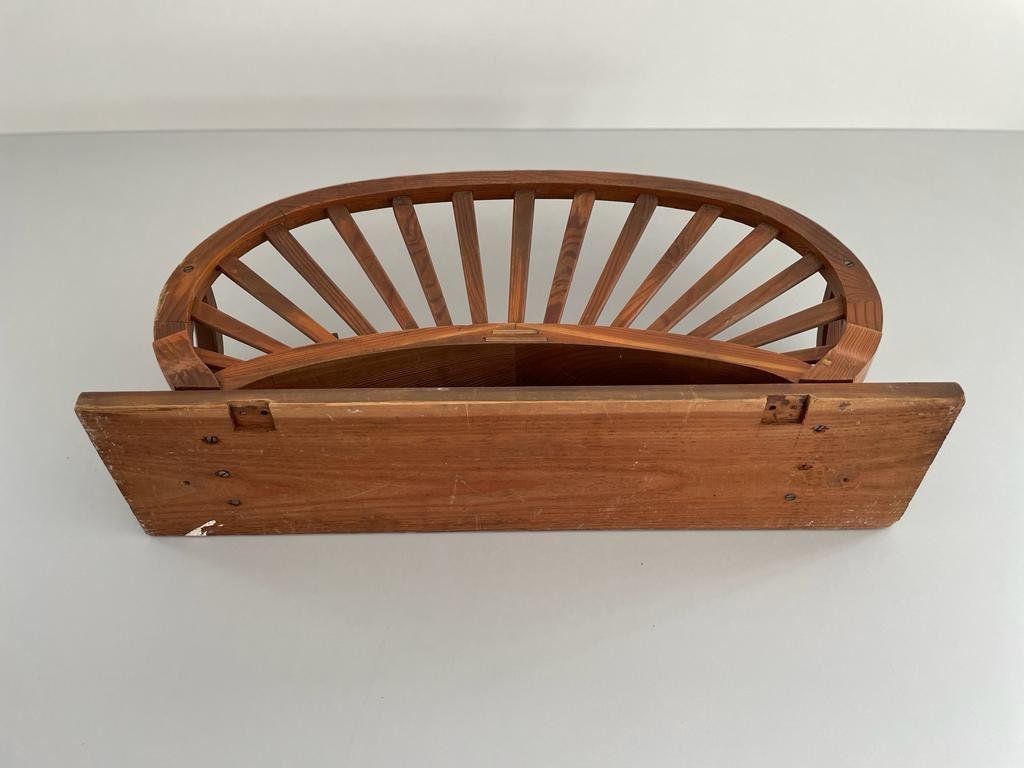 German Craft Wooden Clothes Rack with Seven Hanger