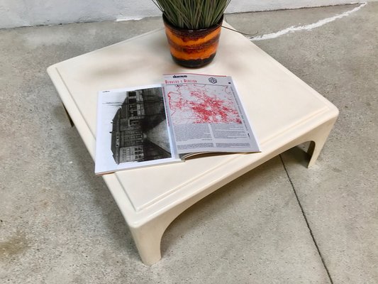 German Fiberglass Plastic Side or Coffee Table, 1960s-JP-754452