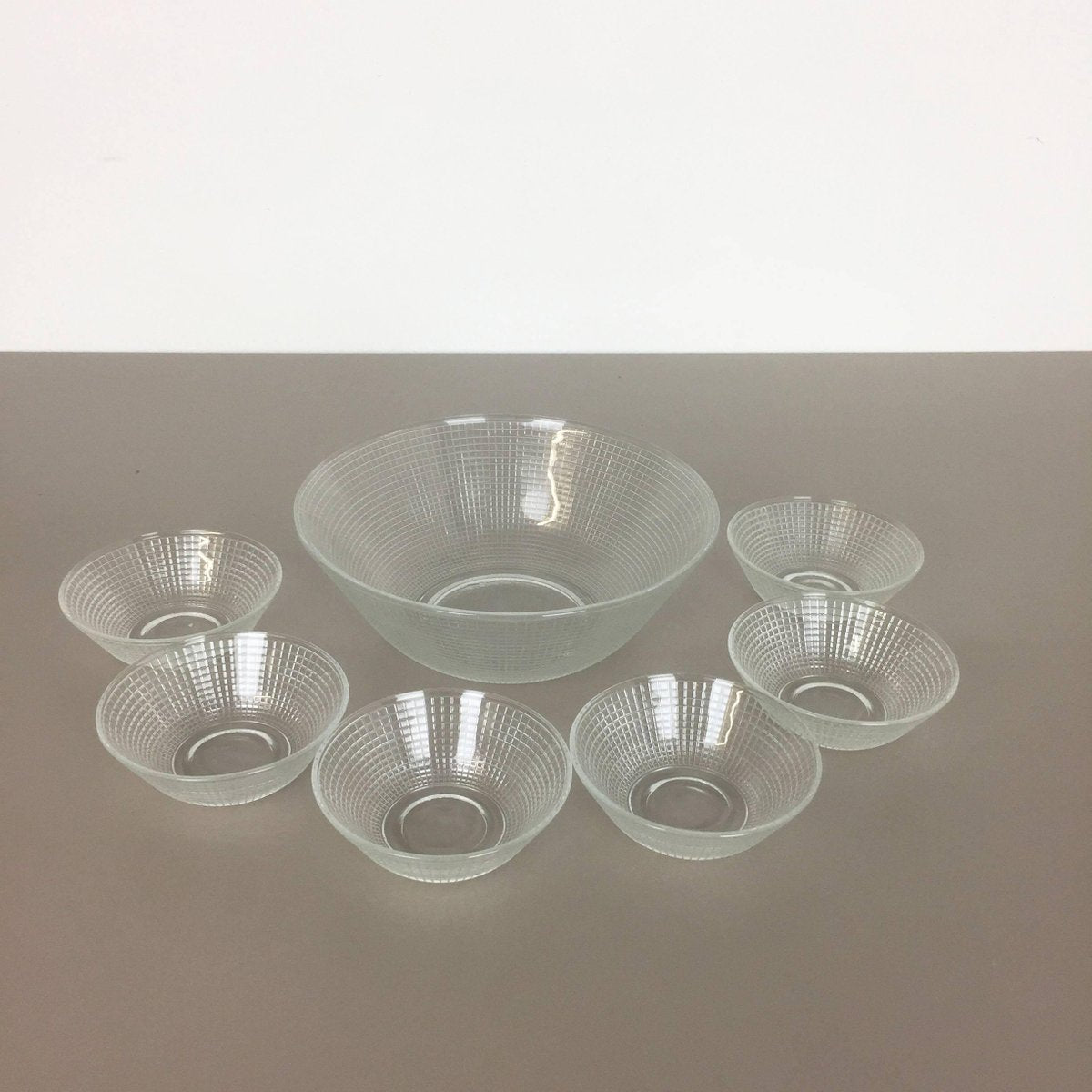 German Glass Shells by Wilhelm Wagenfeld for VLG Weisswasser, 1960s, Set of 7