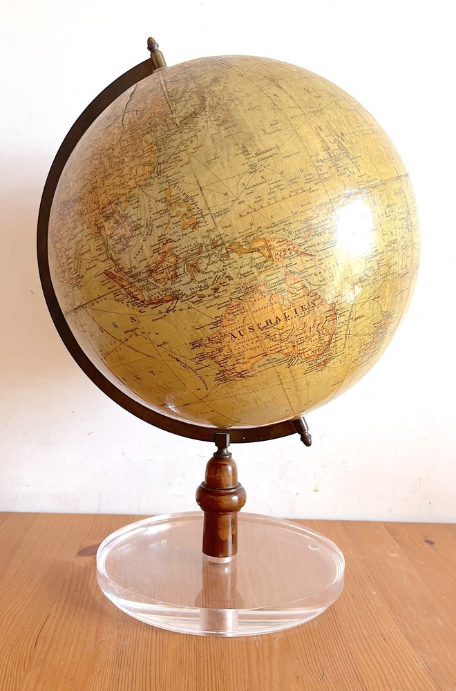 German Globe by Dr. H. Fischer for Wagner & Debes, Leipzig, 1933