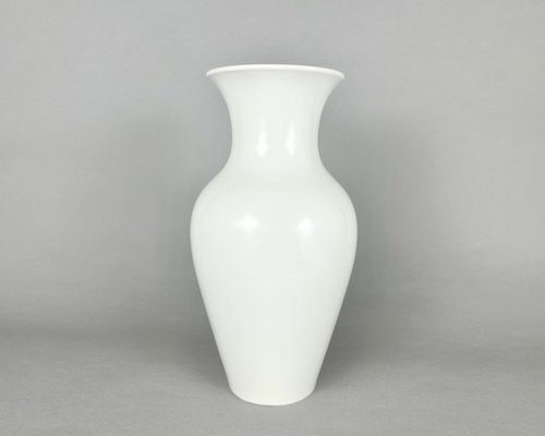 German Handmade Porcelain Vase from Bavaria KPM, 1930s-GYX-1819572