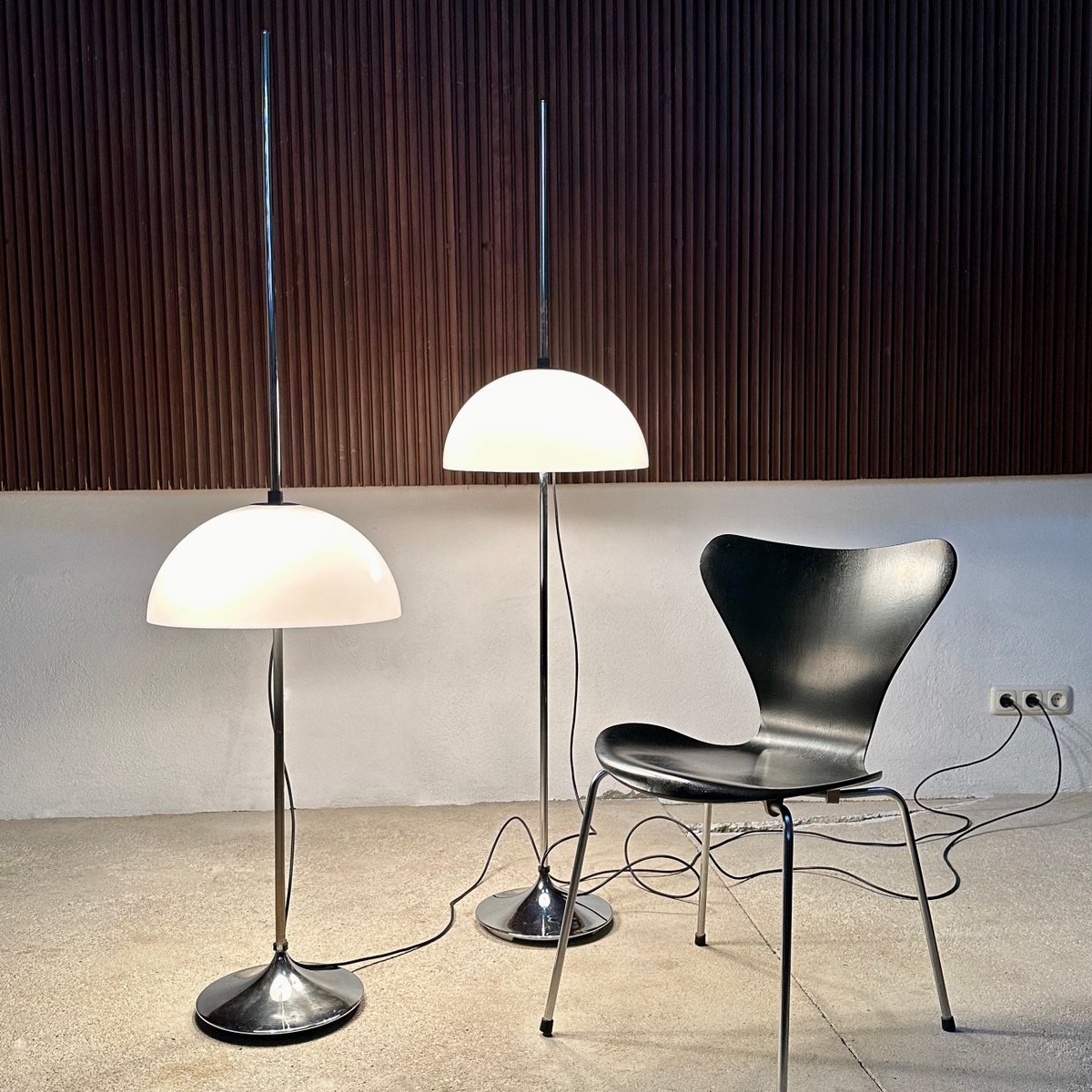 German Height Adjustable Mushroom Floor Lamps with Chromed Tulip Bases, 1960s, Set of 2