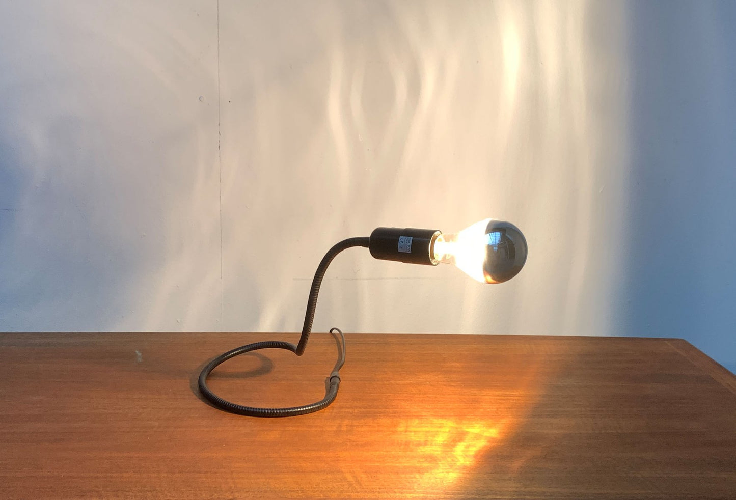 German Minimalist Lightworm Table Lamp by Walter Schnepel for Tecnolumen