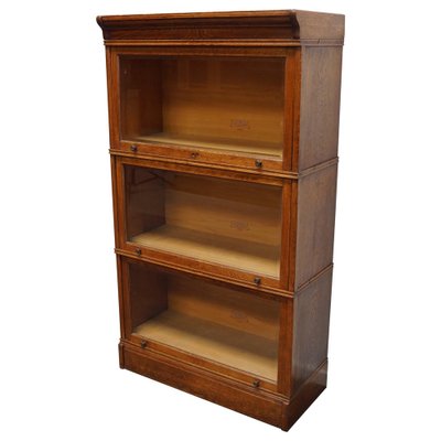 German Oak Bookcase with Folding Doors in style of Globe Wernicke, 1900s-XO-1362404