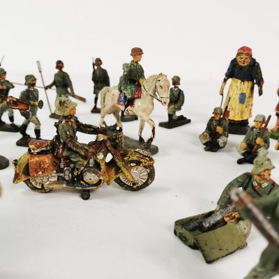 German Soldier Figurines, 1930s, Set of 40-ZTG-1814429