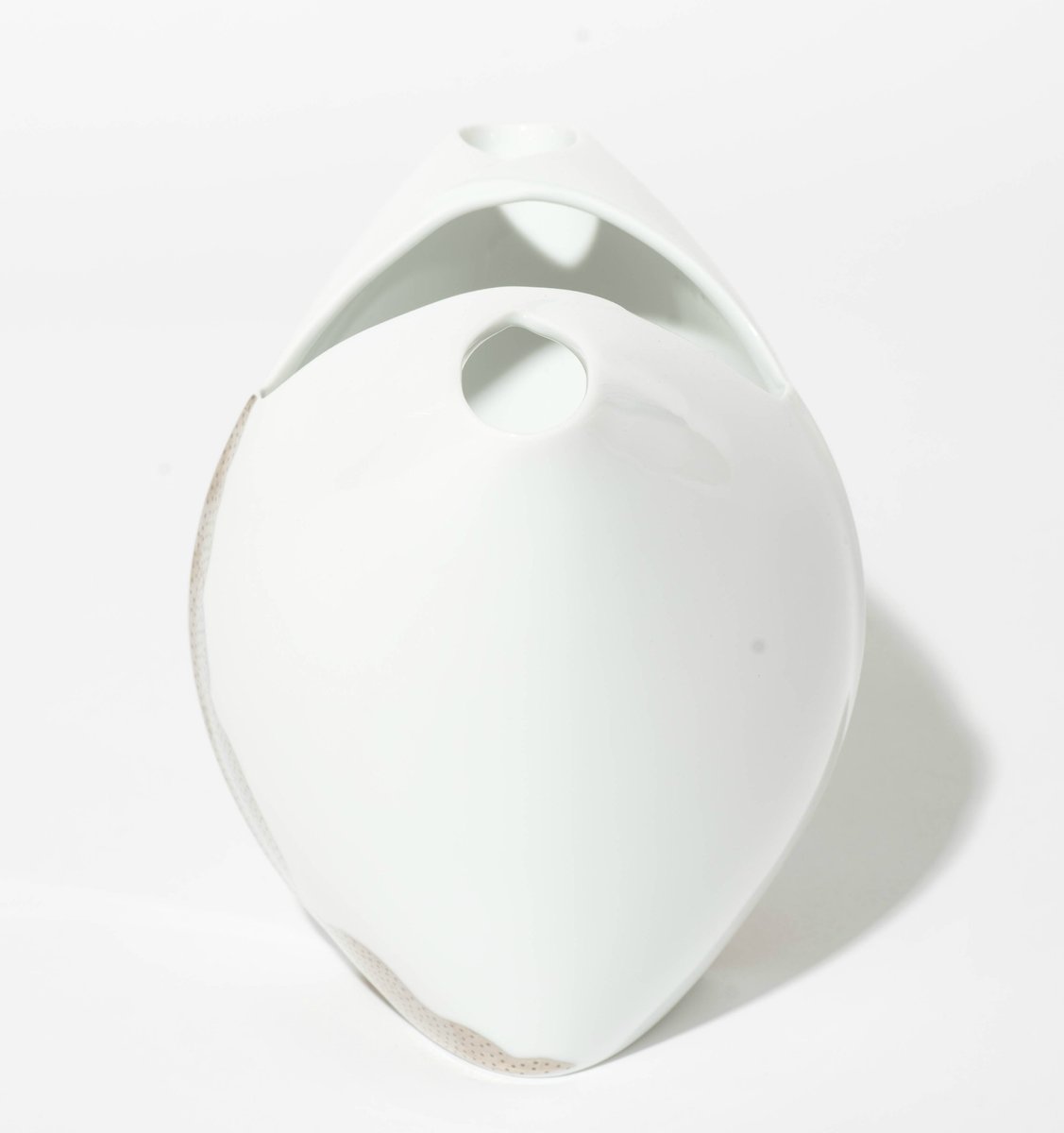 German White Porcelain Tusca Vase by Lino Sabattini for Rosenthal, 1980s