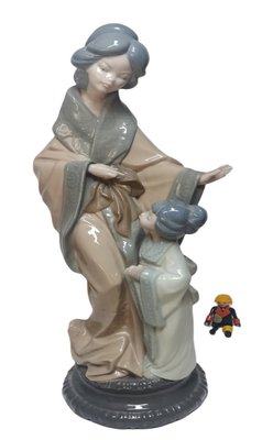 Gheisa Figurine from Lladro-ZVO-1177058