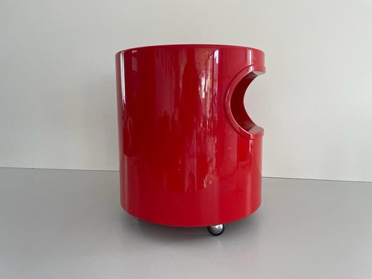 Giano Giano Vano Round Red Side Table by Emma Gismondi Schweinberger for Artemide Milan, Italy, 1970s-RDS-1721382