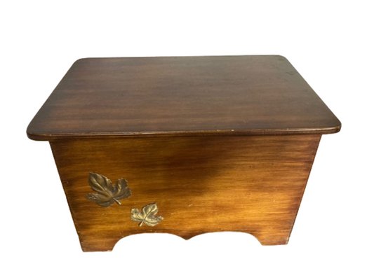 Gift Box in Patinated Walnut, 1980s-SNX-1773185