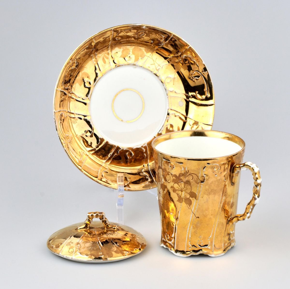 Gilded Tea with a Lid from Kuznetsov