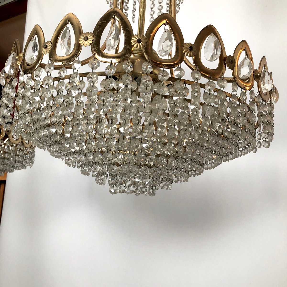 Gilt and Crystal Chandeliers from Sciolari, 1970s, Set of 2