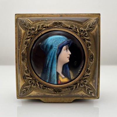 Gilt Bronze Box Portrait in Medallion attributed to De Mandre, France, 1900s-XOM-2036018