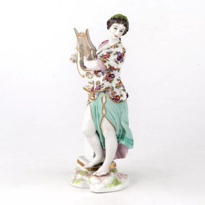 Girl with a Lyre Figurine-WMV-1127010