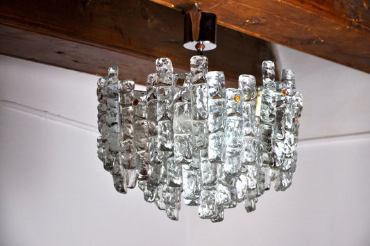 Glaçon Chandelier in Frosted Glass by J.T Kalmar, Austria, 1970