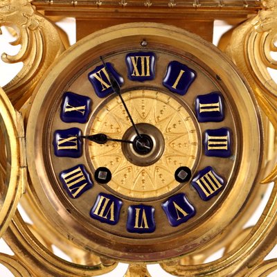 Golden Bronze Support Clock-VMM-1730151