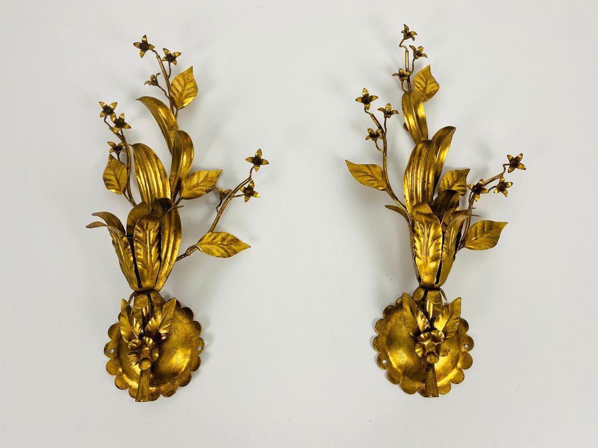 Golden Florentine Flower Shape Wall Lamps by Banci, Italy, 1970s, Set of 2