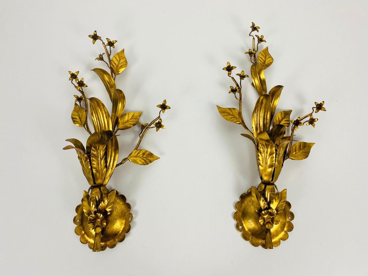 Golden Florentine Flower Shape Wall Lamps by Banci, Italy, 1970s, Set of 2