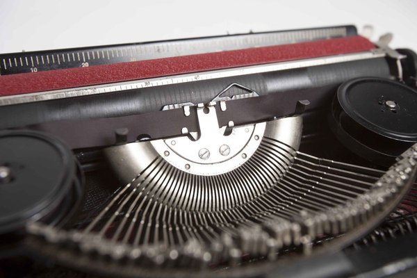 Gossen Tippa Majenta Typewriter, 1950s-VQY-856181