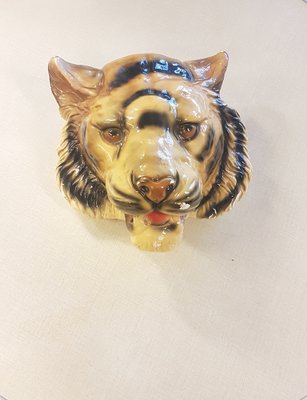 Gothic Style Tiger Head Mount Wall Hanging, 1930s-LDW-1453011