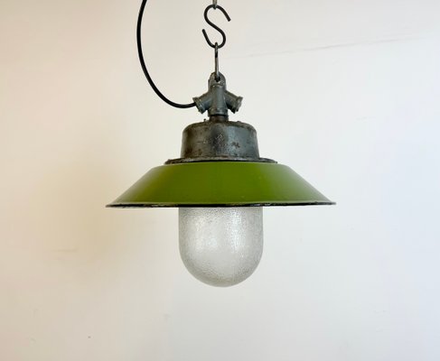 Green Enamel and Cast Iron Industrial Pendant Light, 1960s-CGF-1785107