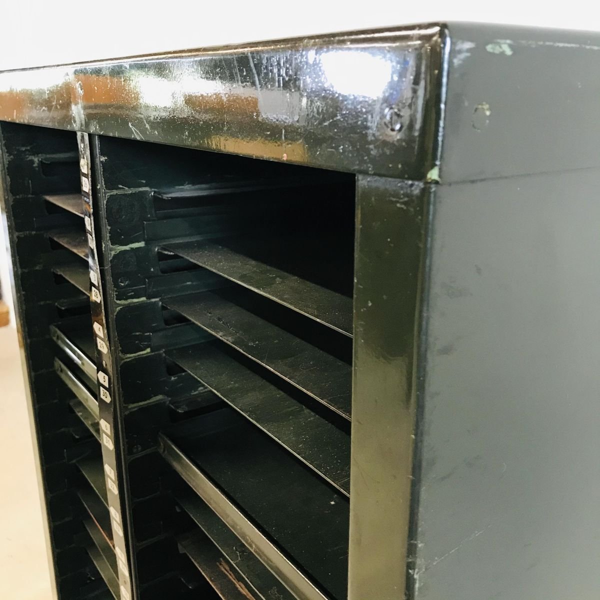 Green Printing Steel Cabinet with Shelves