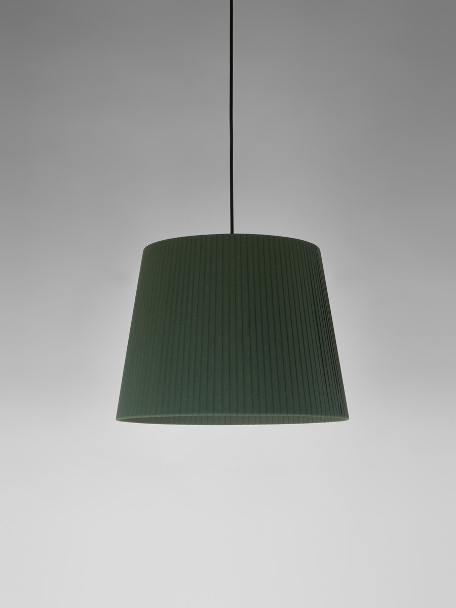 Green Sísísí Cónicas Gt3 Pendant Lamp by Santa & Cole