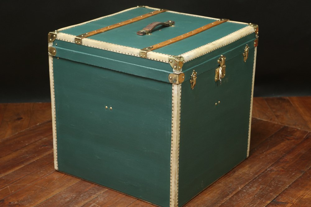 Green Womens Hat Trunk, 1920s