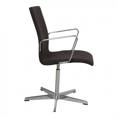 Grey Fabric and Chrome Frame Oxford Armchair by Arne Jacobsen-MTD-1400357