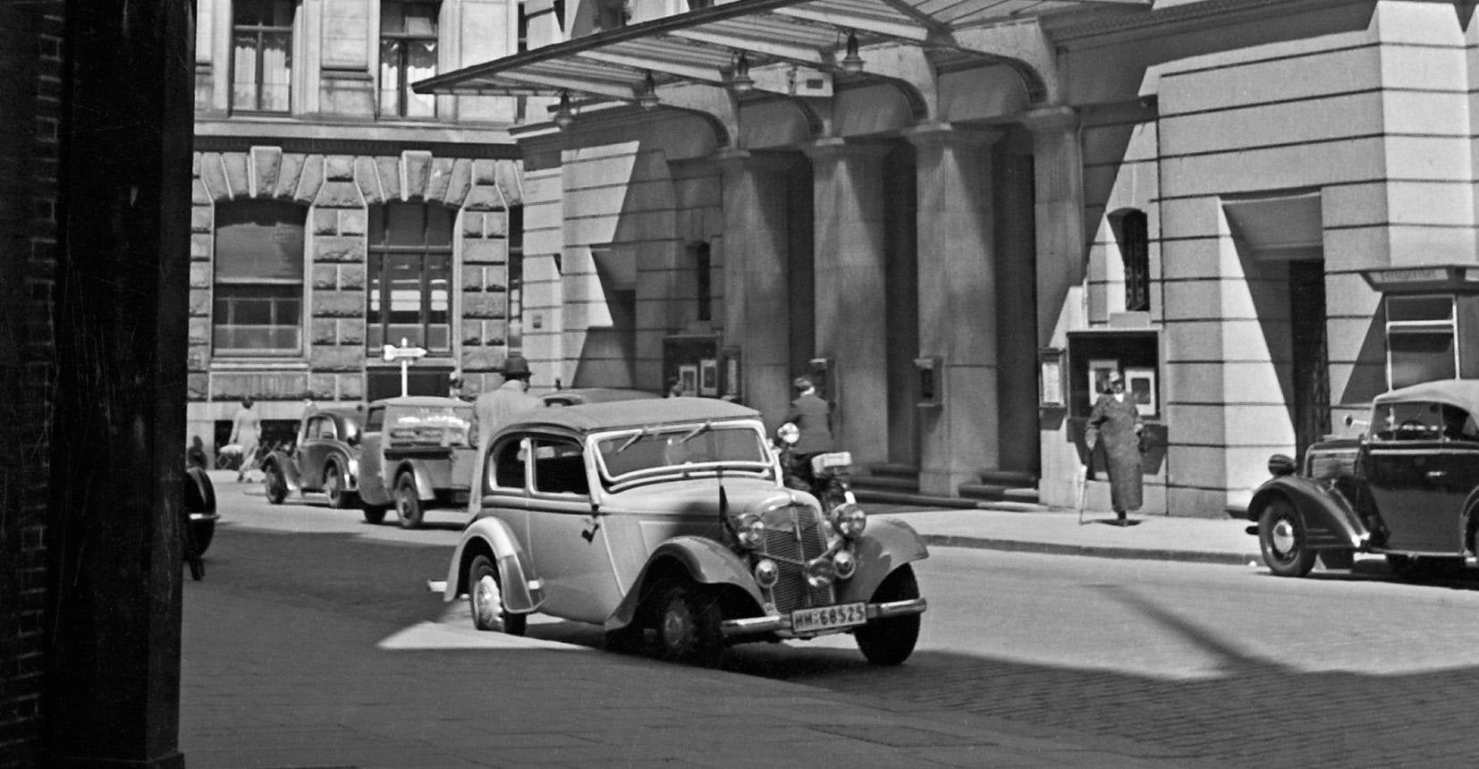 Hamburg Thalia Theatre Cars and Horse Sculpture, Germany 1938, Printed 2021