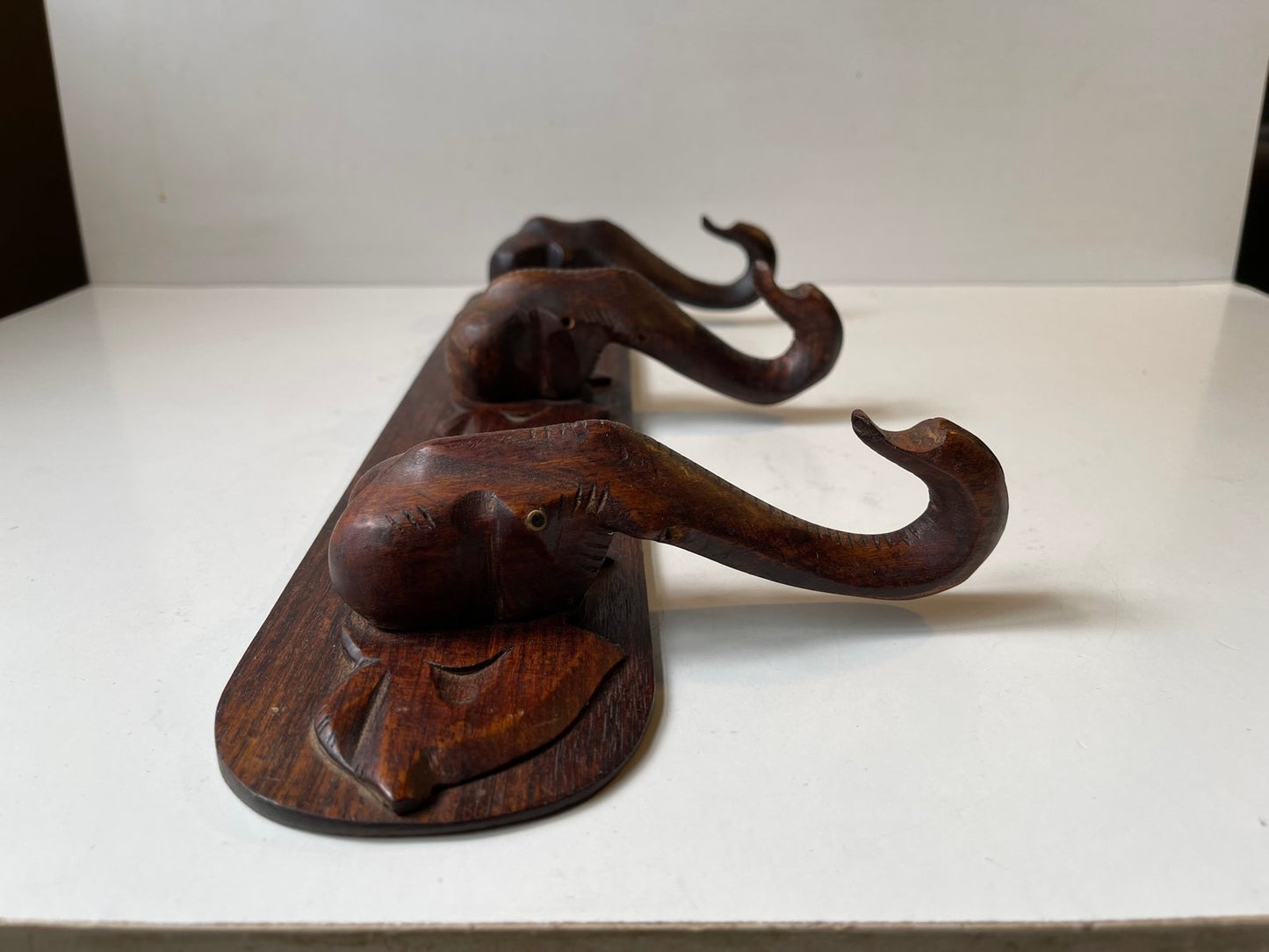 Hand-Carved Elephant Coat or Towel Rack in Dark Wood, 1930s