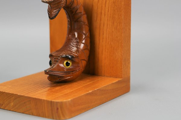 Hand Carved Sturgeons Wooden Bookends, Germany, 1970s, Set of 2-KEG-1369947