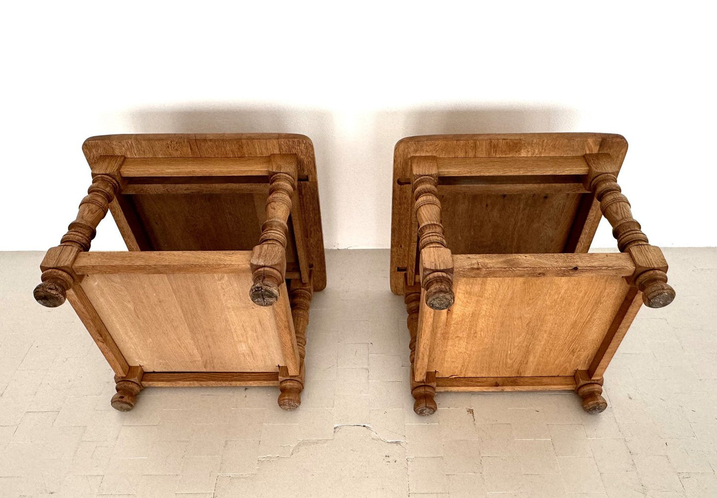 Hand-Crafted Rustic Textured Oakwood Side Tables from Vereinigte Werkstätten München, 1970s, Set of 2