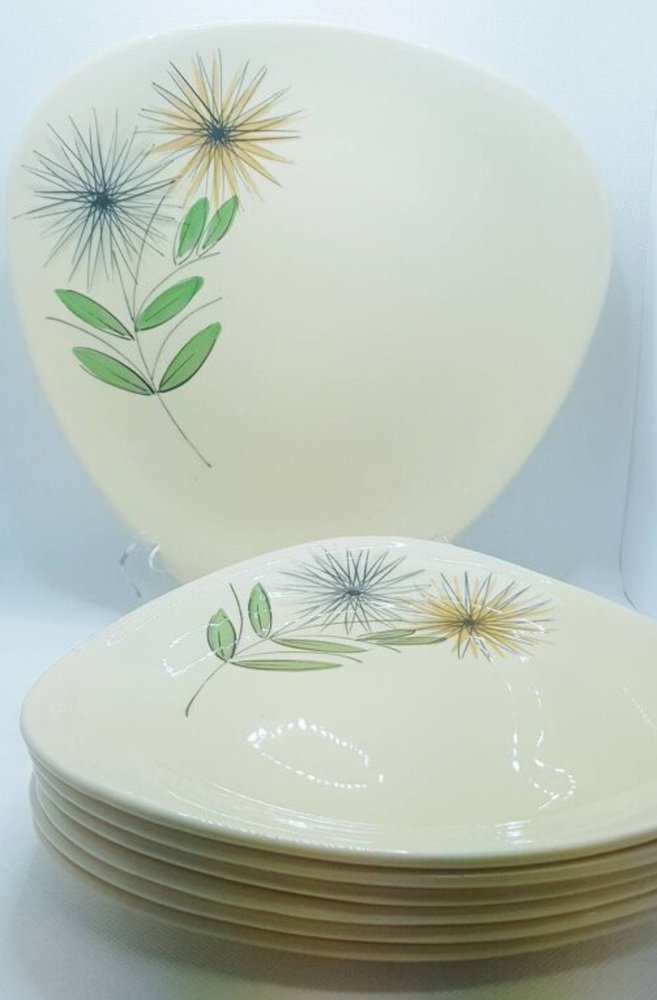 Hand Painted Abstract Dinner Set from St Clément, France, 1960s, Set of 9